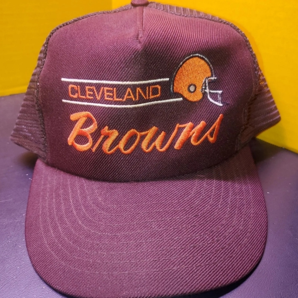 Vintage NFL Cleveland Browns Script Adjustable Snapback Cap Hat Unisex